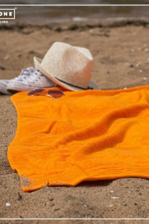 The One Classic Beach Towel 100x180cm