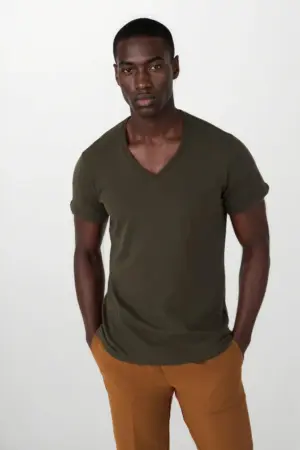 Inspire V-neck T-shirt Men